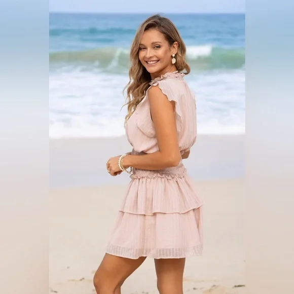 🆕 Cupshe Smocked Short Ruffle Sleeve Tiered Mini Dress Pink NWT Size large - Picture 3 of 12